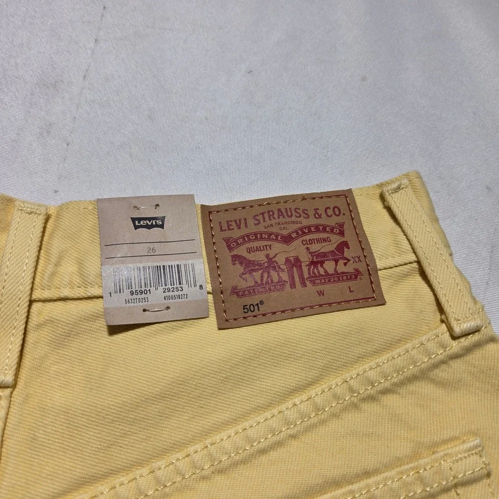 Levis 501 Original High Rise Shorts Yellow Denim Cut Off Frayed Hem 56327-0253